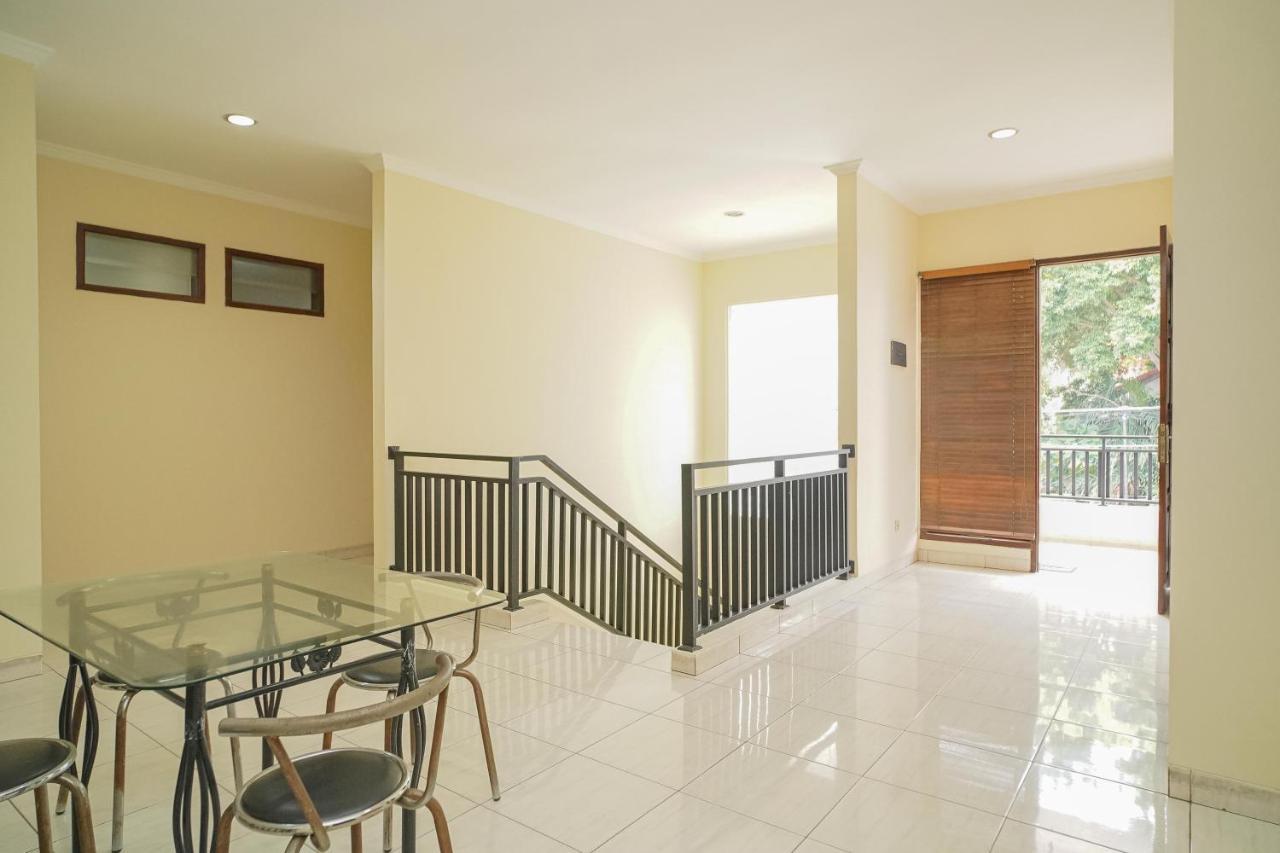 Reddoorz Near Rs Patria Ikkt * Jakarta